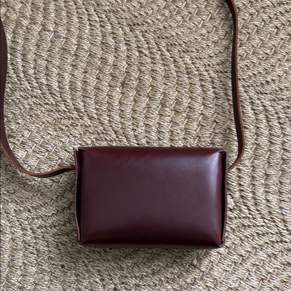 Archipel  Paris small brown leather crossbody bag - Picture 3 of 7